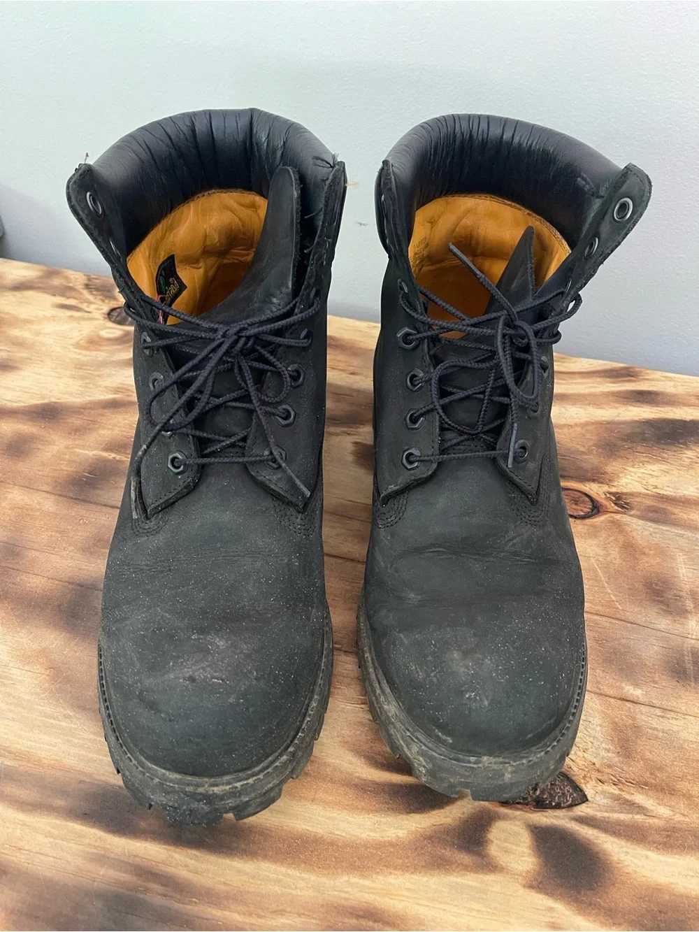 Black Men's Timberland Work Boots - Durable Lace-Up Style Size 11